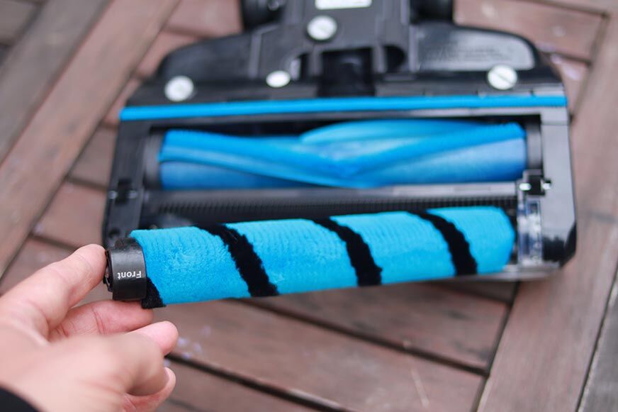 You can see the loosened floor roll.